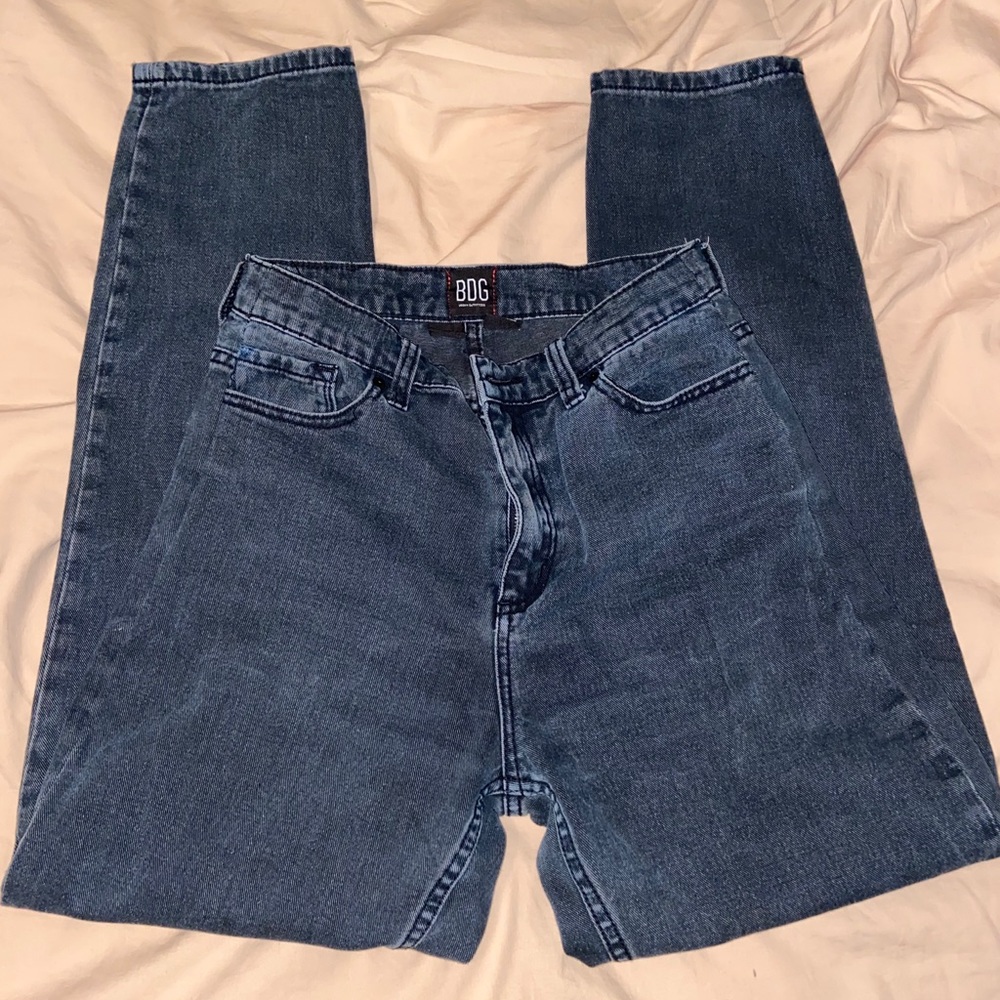 BDG Mom High-rise Jeans